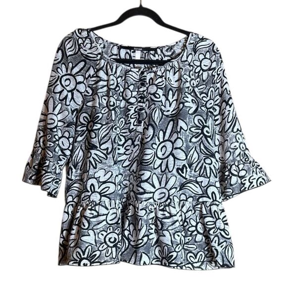 Kensie Tops - Kensie Black and White Floral Blouse Size Medium 📦